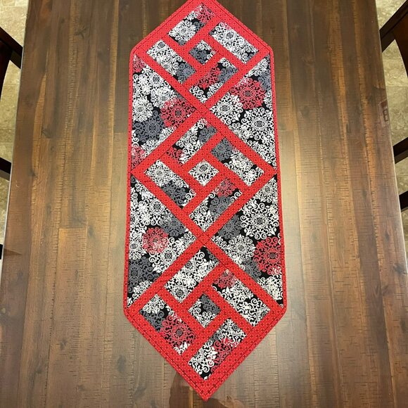 Handmade Quilted Table Runner Red Black White Geometric Patchwork 16x45 Used - Picture 2 of 9